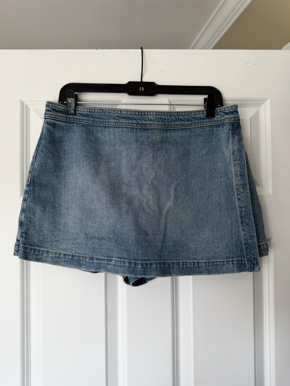 Alice + Olivia Light Blue Denim Skort - Women's